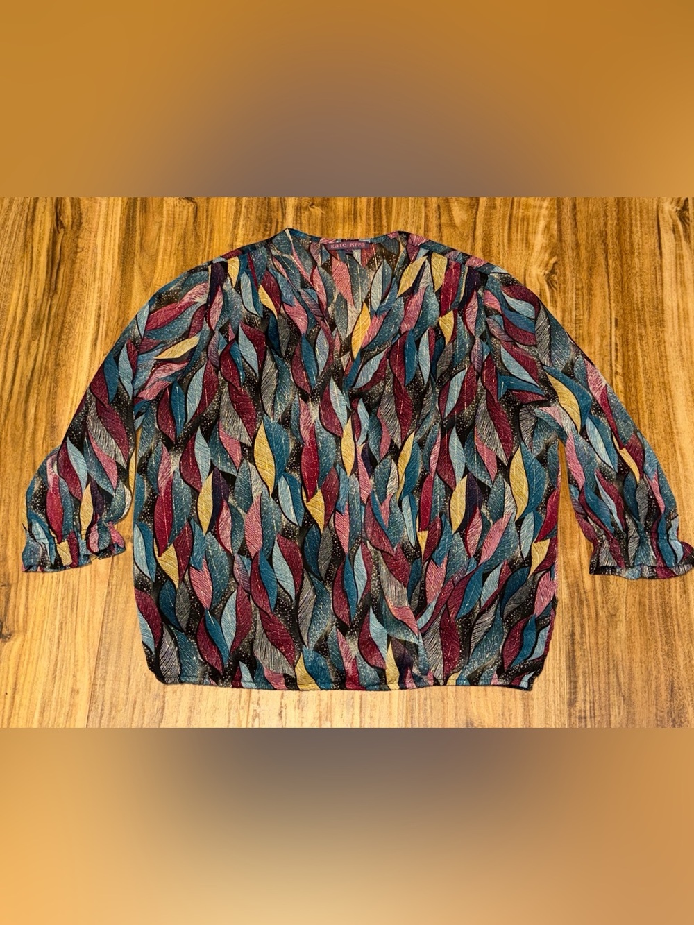 Kate + Pippa large blouse top 3/4 sleeve crossover Leaf Pattern black gold teal